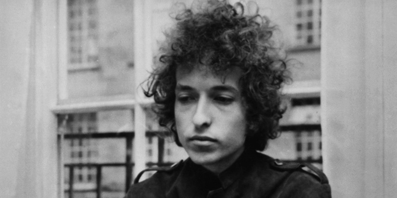 Bob Dylan nel 1966 a Londra (Express Newspapers/Getty Images)