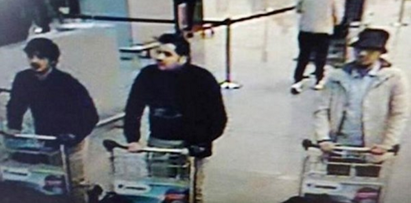 I tre uomini che hanno compiuto l'attentato all'aeroporto di Bruxelles.