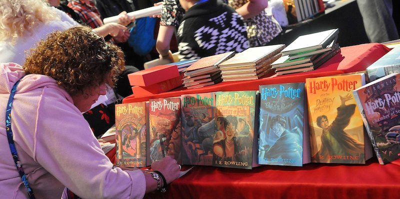 Copie della serie di libri di Harry Potter alla terza Celebrazione Annuale di Harry Potter a Orlando, in Florida, il 29 gennaio 2016 (Gerardo Mora/Getty Images)