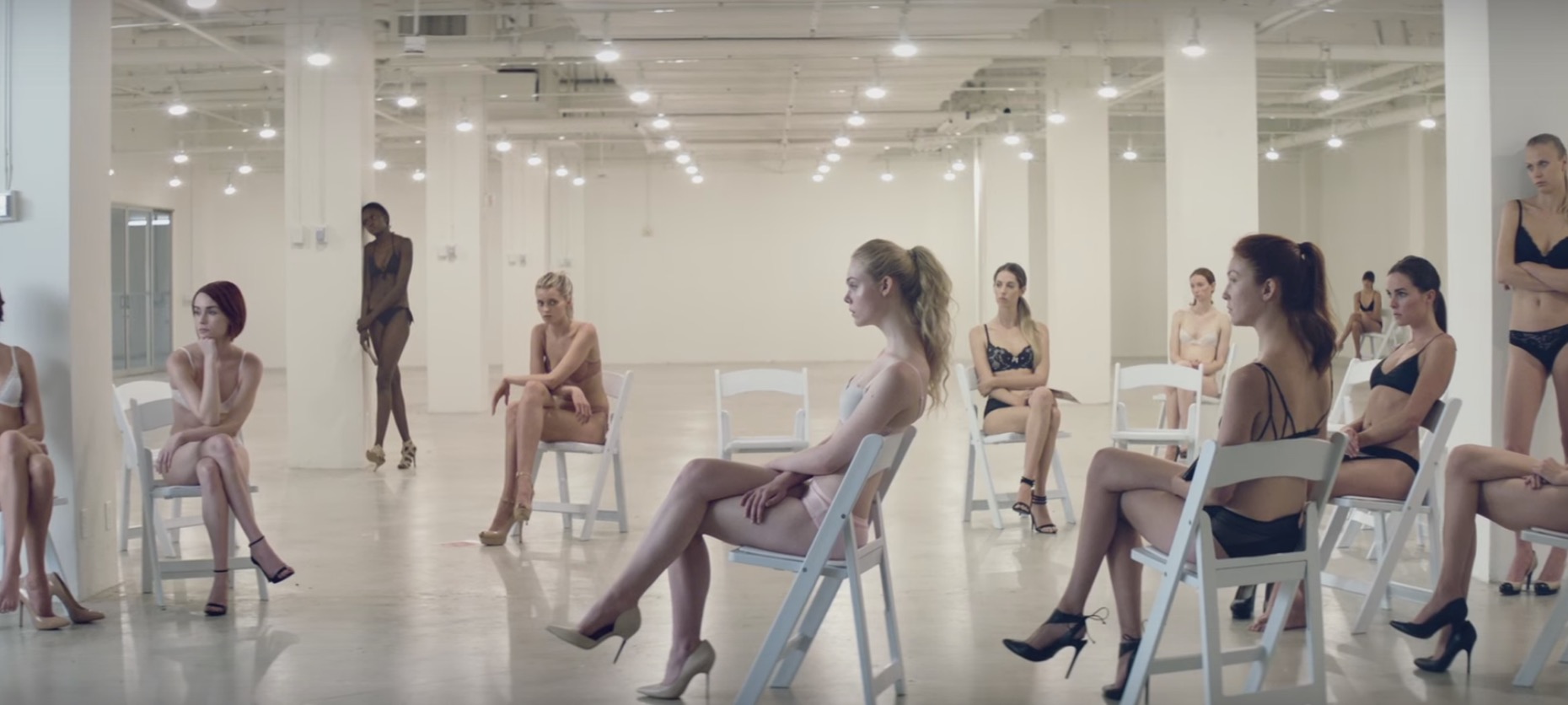 Il trailer di “The Neon Demon”, il nuovo film di Nicolas Winding Refn