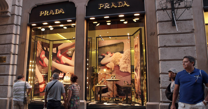 La boutique di Prada in via Condotti, a Roma, il 15 settembre 2011 (Elisabetta Villa/Getty Images)