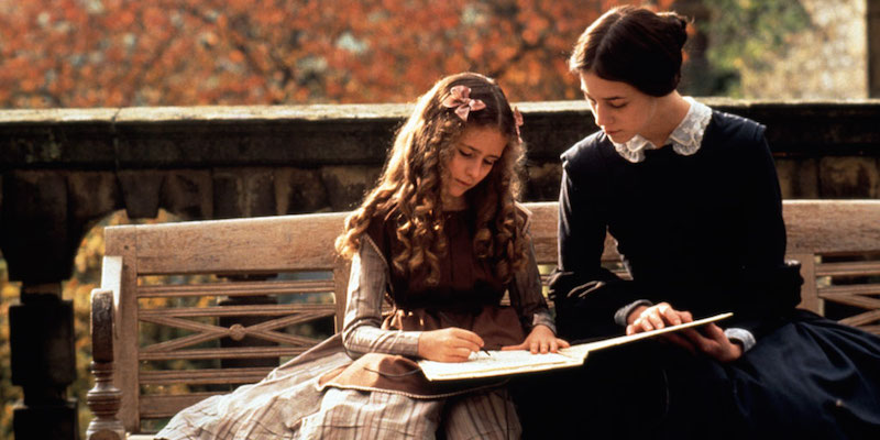 Una scena dal film "Jane Eyre" (1996) di Franco Zeffirelli, con Charlotte Gainsbourg nel ruolo di Jane Eyre.