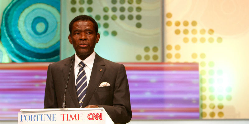 Il presidente della Guinea Equatoriale Teodoro Obiang Nguema durante un forum a Cape Town in Sud Africa, nel 2010 (Michelly Rall/Getty Images for TIME/FORTUNE/CNN)