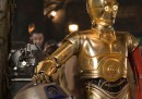 Ora sappiamo perché C-3PO ha un braccio rosso nell'ultimo Star Wars