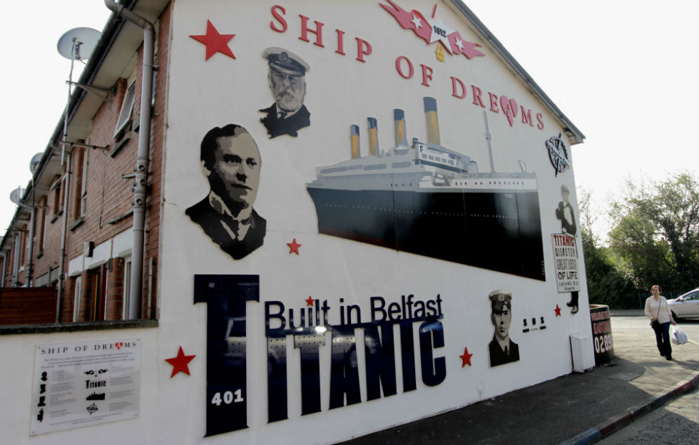 Un murales di Belfast sul Titanic (AP/Peter Morrison)