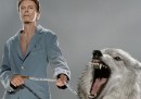 David Bowie insieme ai lupi