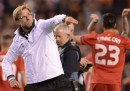 Jürgen Klopp si diverte molto con i tifosi del Liverpool