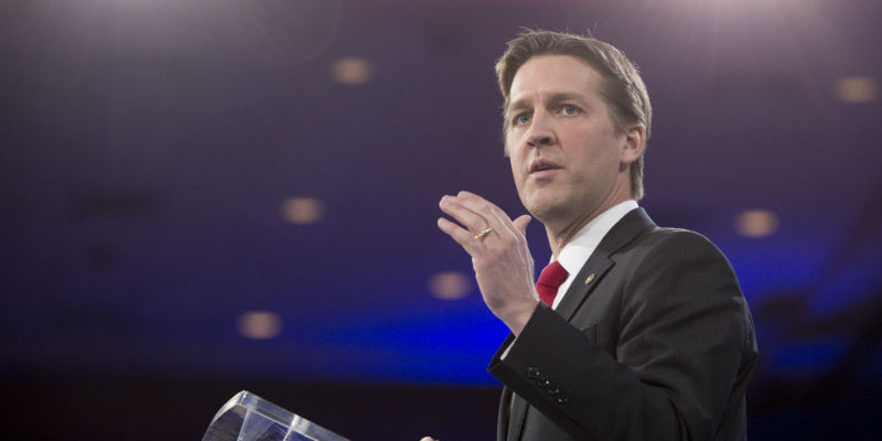 Il senatore Repubblicano Ben Sasse (SAUL LOEB/AFP/Getty Images)
