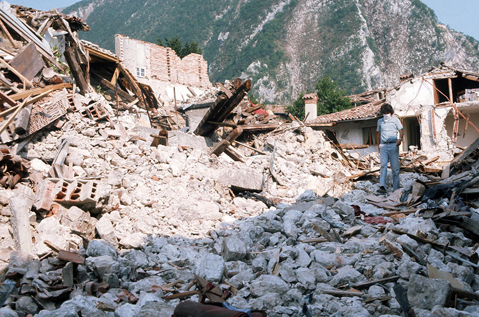 Il Terremoto In Friuli 40 Anni Fa Il Post Il Terremoto In Friuli 40 Anni Fa Il Post