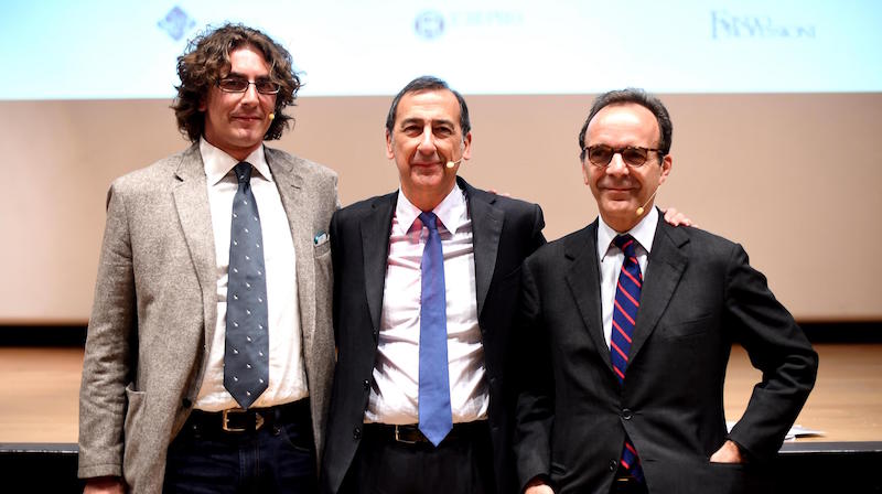 I candidati sindaco di Milano, da sinistra Gianluca Corrado, Giuseppe Sala e Stefano Parisi (ANSA/STEFANO PORTA)