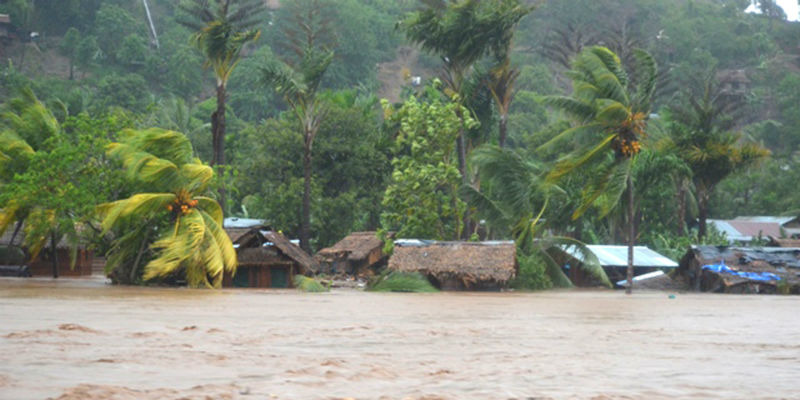 Delle case sommerse dall'esondazione del fiume Mataniko, nelle Isole Salomone, il 3 aprile 2014 (AP Photo/Solomon Star)
