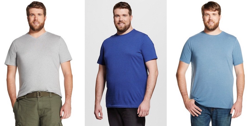 Il modello Zach Miko indossa magliette taglia XXL sul sito di e-commerce di Target (Target)