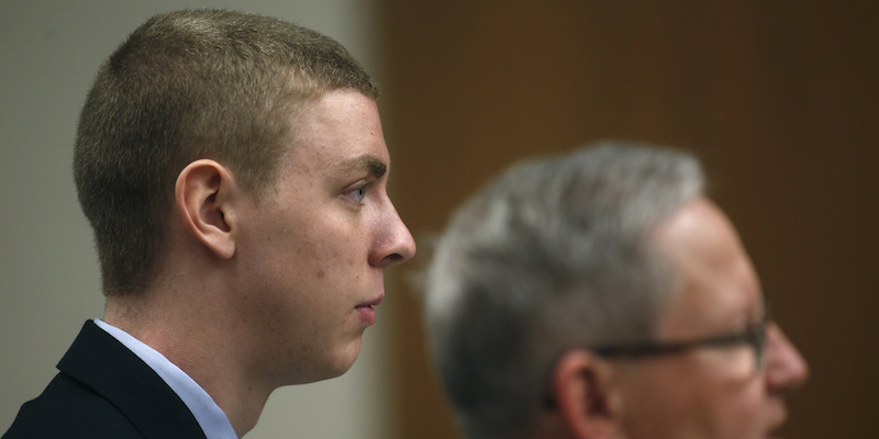 Brock Turner durante il processo per violenza sessuale (Karl Mondon/San Jose Mercury News via AP) 