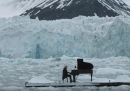 Il video del concerto di Ludovico Einaudi nel mare Artico