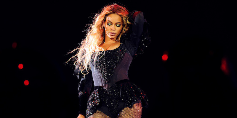 La cantante Beyoncé (34) in concerto a Flushing Meadows, New York, 7 giugno 2016
(Frank Micelotta/Invision for Parkwood Entertainment/AP Images)