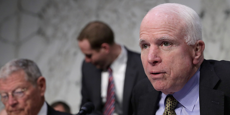 Il senatore repubblicano John McCain Chip (Somodevilla/Getty Images)