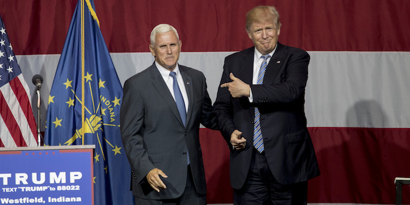 Mike Pence con Donald Trump. (Aaron P. Bernstein/Getty Images)