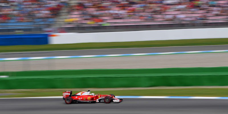Sebastian Vettel durante le qualifiche sul circuito di Hockenheim (PATRIK STOLLARZ/AFP/Getty Images)