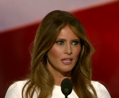 Melania Trump ha tenuto un discorso MOLTO simile a quello di Michelle Obama del 2008