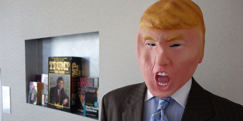 Una maschera di Donald Trump al cosiddetto "Trump Museum" a Cleveland, per la convention dei repubblicani, il 19 luglio 2016 (WILLIAM EDWARDS/AFP/Getty Images)