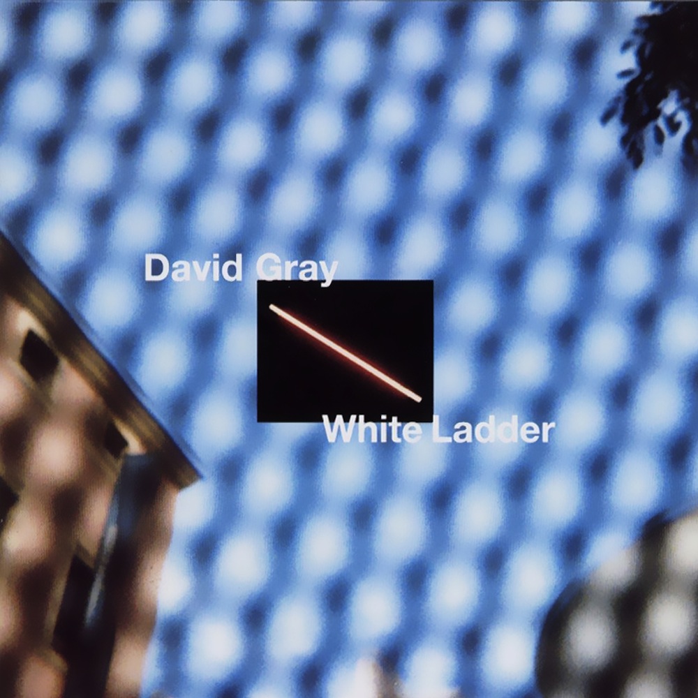 white-ladder-500325335de65