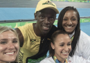 Il selfie con Bolt dell'intero podio dell'eptathlon femminile