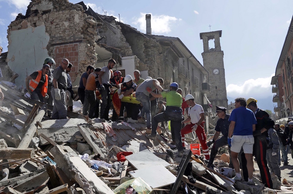 T-Shirt Donna AMA04 Settantallora – Raccolta Fondi Terremoto Amatrice – 100% Cotone