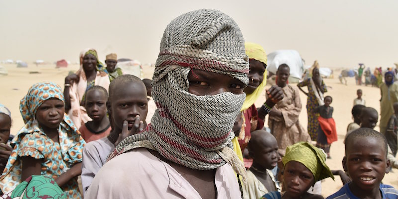 Alcuni ragazzini nel campo di Kidjendi scappati durante un attacco di Boko Haram (ISSOUF SANOGO/AFP/Getty Images)