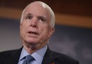 Anche McCain contro Trump sulla storia del soldato morto in Iraq