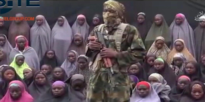 Un fermo immagine del video diffuso da Boko Haram il 14 agosto (Militant video/Site Institute via AP)