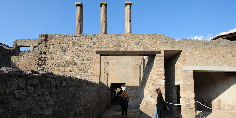 Visitatori alla Domus Fullonica di Stephanus a Pompei (MARIO LAPORTA/AFP/Getty Images)