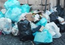 Numeri, conti e come funziona la spazzatura a Roma
