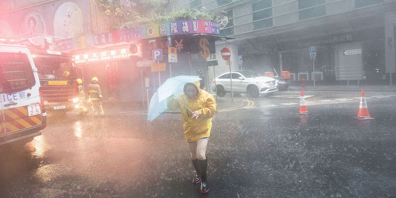 Hong Kong sotto il tifone Nida, il 2 agosto 2016 (Lam Yik Fei/Getty Images)