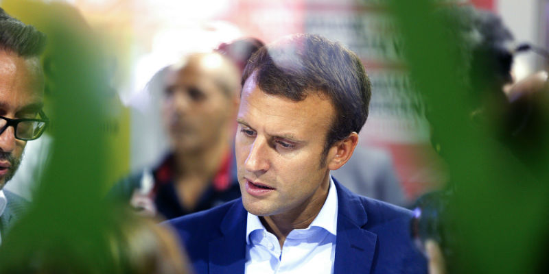 L'ex ministro dell'Economia francese Emmanuel Macron (FRANCOIS NASCIMBENI/AFP/Getty Images)