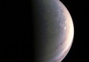 Le nuove foto scattate da Juno a Giove