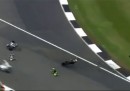 Il video dell'incidente nelle prime curve della gara di MotoGP di Silverstone