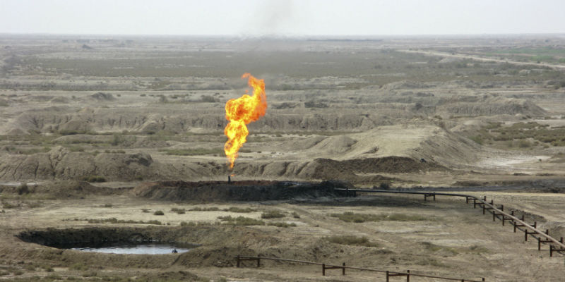 Il giacimento petrolifero di Azadegan in Iran, nel 2008 (AP Photo/Vahid Salemi)