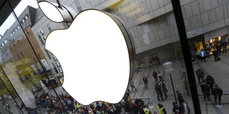 Un Apple store a Monaco di Baviera, nel 2015 (AP Photo/Matthias Schrader, File)