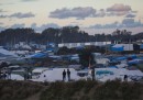 Domani inizia lo sgombero del campo per migranti di Calais