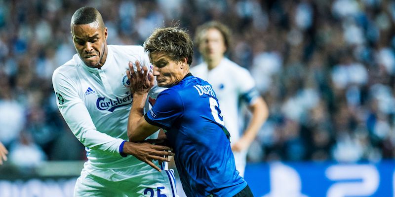 Jelle Vossen del Club Brugge e Mathias Jorgensen del Copenhagen (Getty Images)