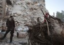 Gli attacchi aerei su Aleppo sono stati sospesi