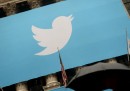 Twitter ha iniziato a sospendere decine di account estremisti e violenti