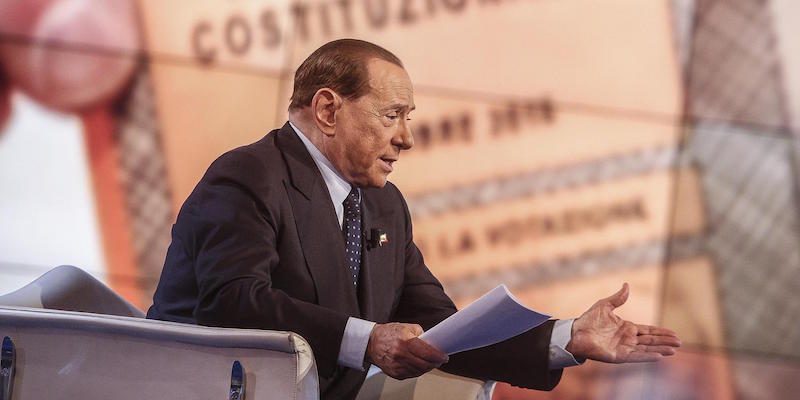 Silvio Berlusconi durante la registrazione della trasmissione Rai ''Porta a Porta''. Roma, 22 novembre 2016 (ANSA/ GIUSEPPE LAMI)