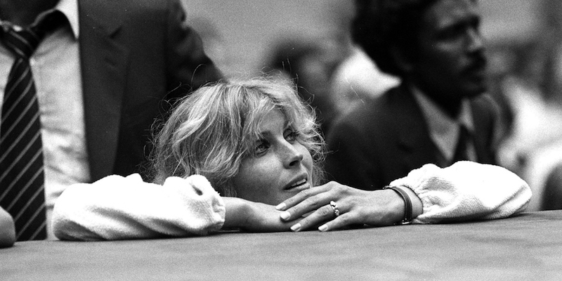 Bo Derek guarda Muhammad Ali mentre si allena per l'incontro contro Larry Holmes, Los Angeles, 9 settembre 1980
(AP Photo/Randy Rasmussen)