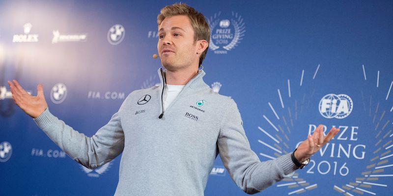 Nico Rosberg durante il gala della FIA a Vienna (JOE KLAMAR/AFP/Getty Images)