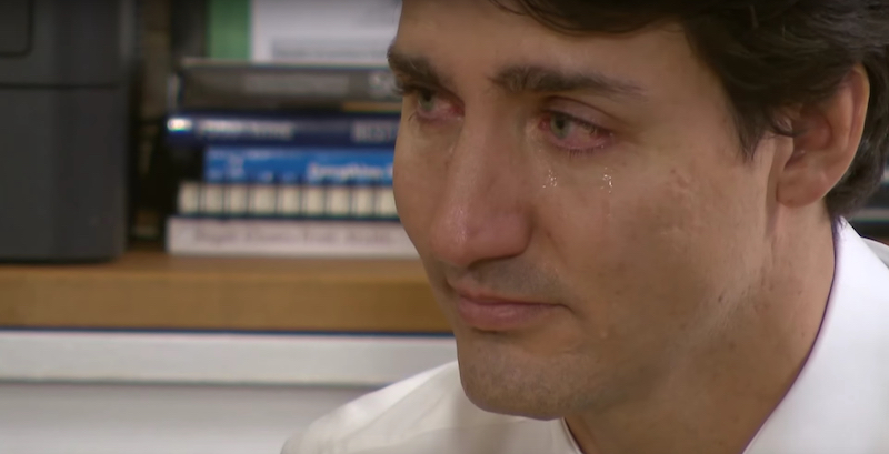 Justin Trudeau ha pianto parlando con un siriano accolto dal Canada