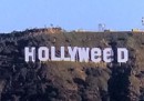 Qualcuno ha modificato la famosa scritta "Hollywood"