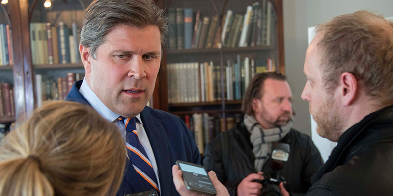 Bjarni Benediktsson, Reykjavik, 5 aprile 2016 
(HALLDOR KOLBEINS/AFP/Getty Images)