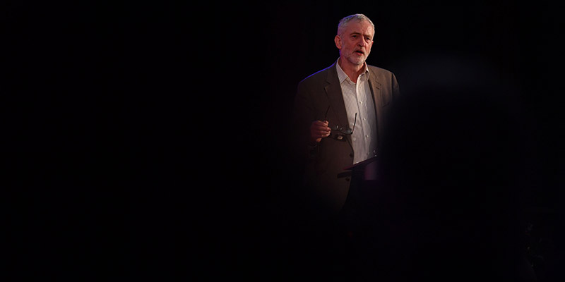 Jeremy Corbyn, Londra, 15 dicembre 2016 (BEN STANSALL/AFP/Getty Images)