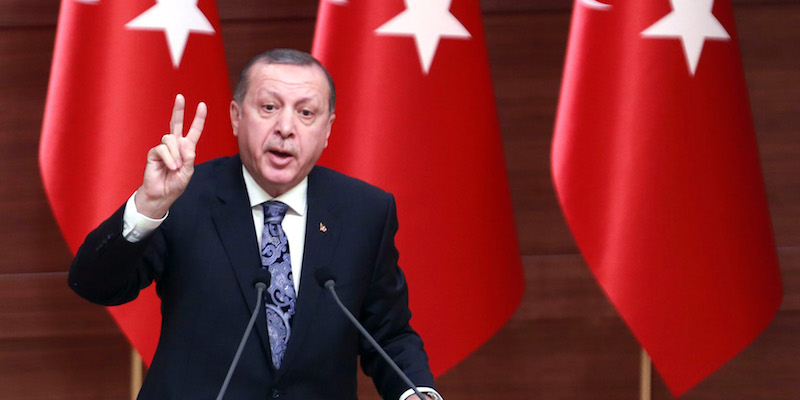 Il presidente della Turchia Recep Tayyip Erdoğan ad Ankara, il 19 gennaio 2017 (ADEM ALTAN/AFP/Getty Images)
